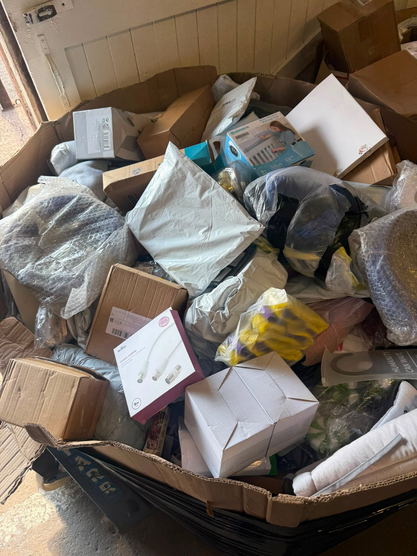 MIXED GENERAL PALLET | 800+ ITEMS | (M93)
